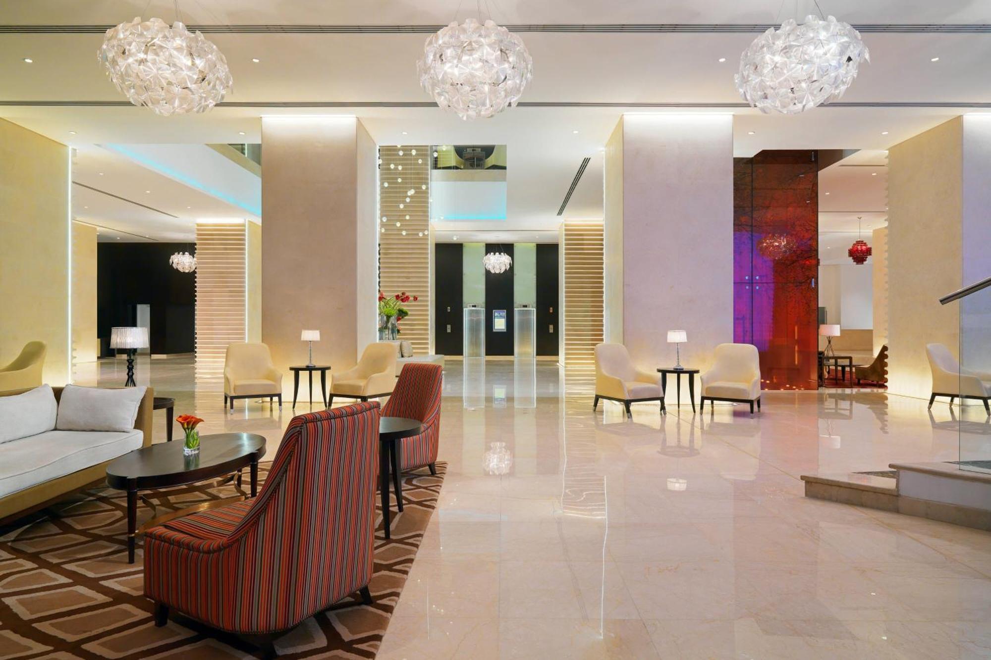 Sheraton Cairo Hotel & Casino Giza Exterior photo Lobby