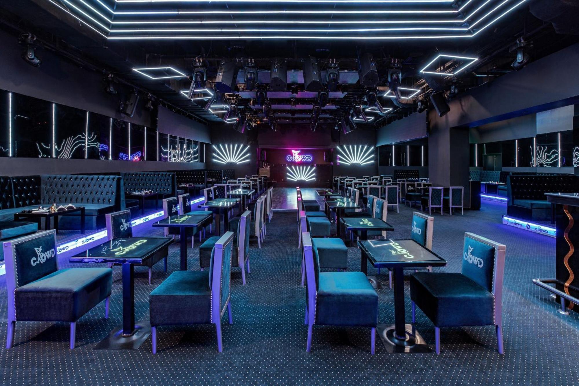 Sheraton Cairo Hotel & Casino Giza Exterior photo Interior of the nightclub