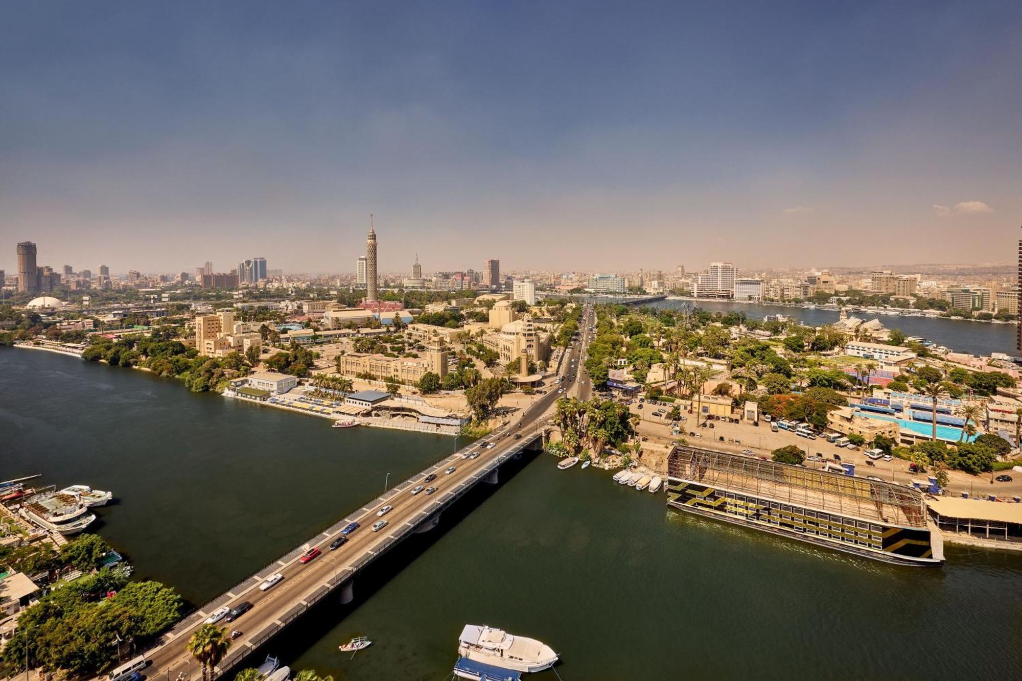 Sheraton Cairo Hotel & Casino Giza Exterior photo The Nile River in Cairo
